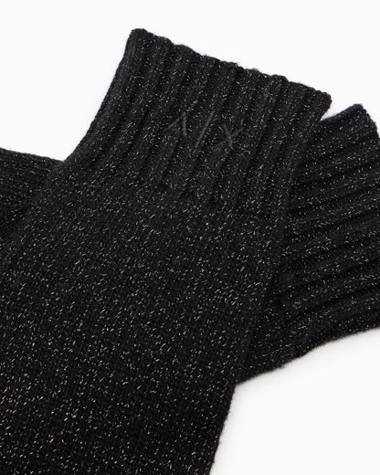 Gloves with logo