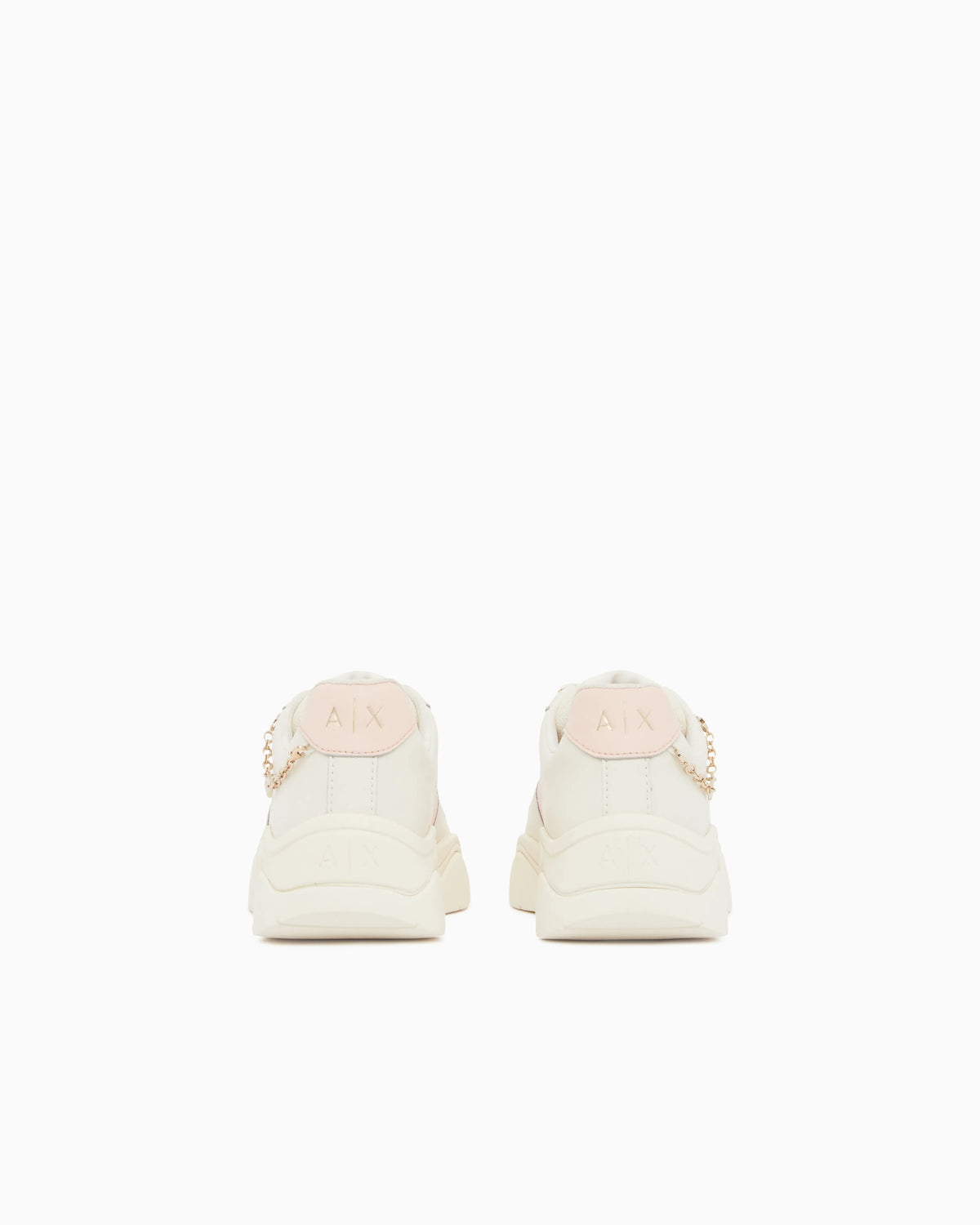 Technical mesh sneaker with thick sole and chain