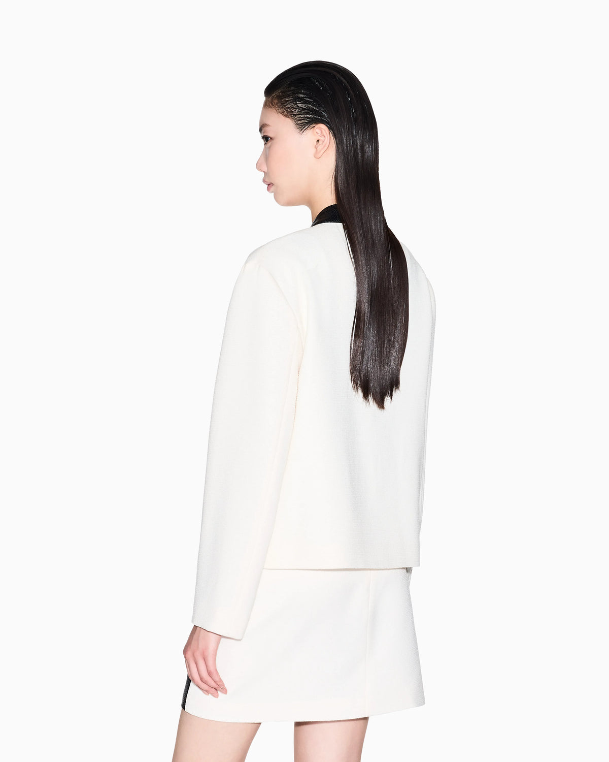 Short jacket in structured fabric