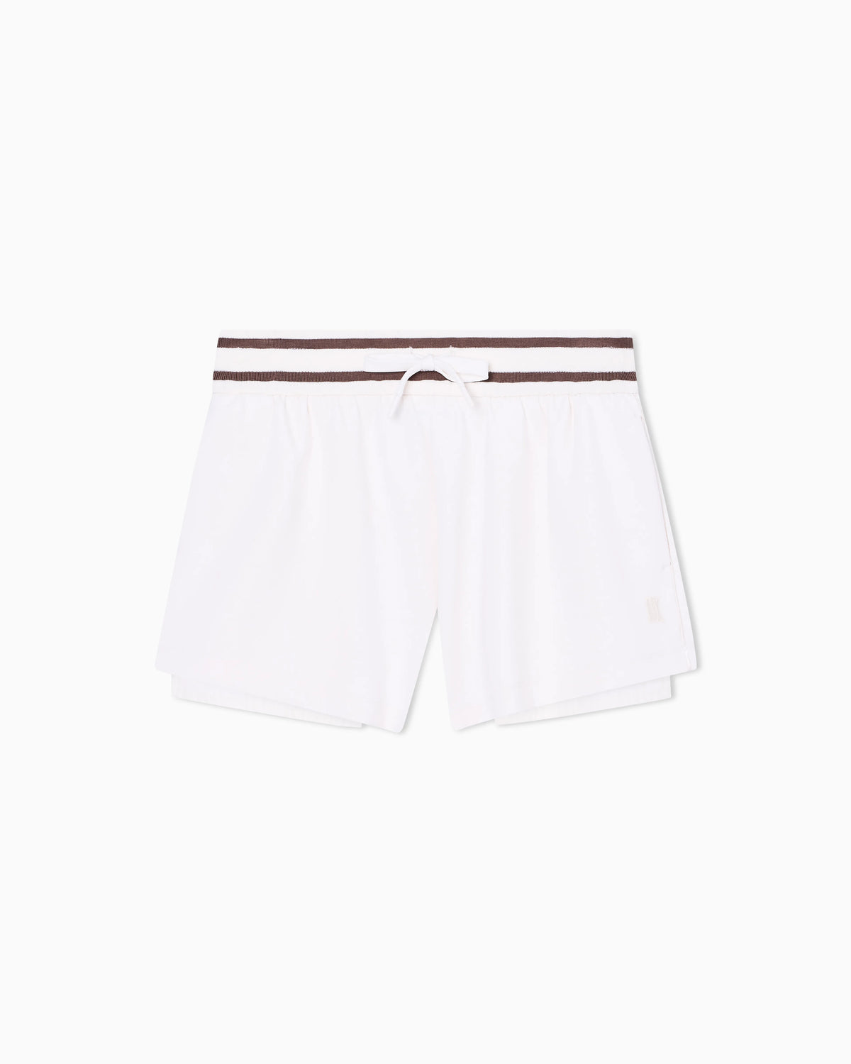 Shorts with contrasting profile