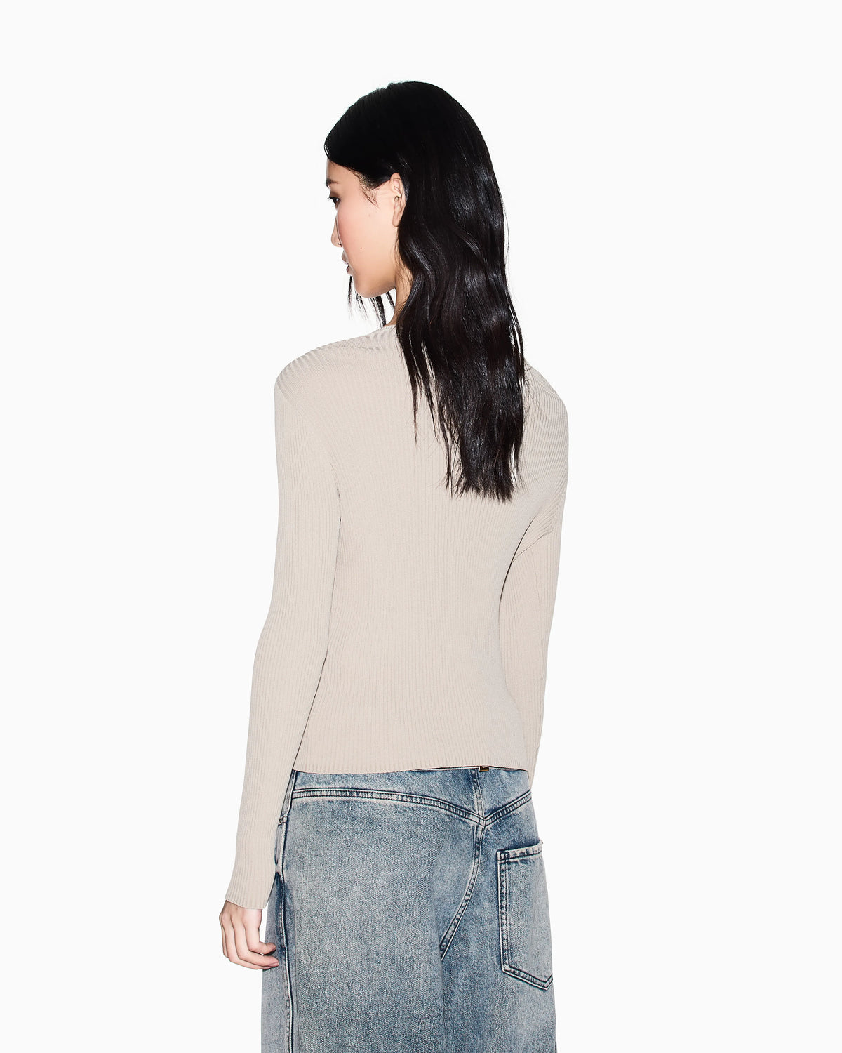 Fitted cardigan in recycled viscose knit