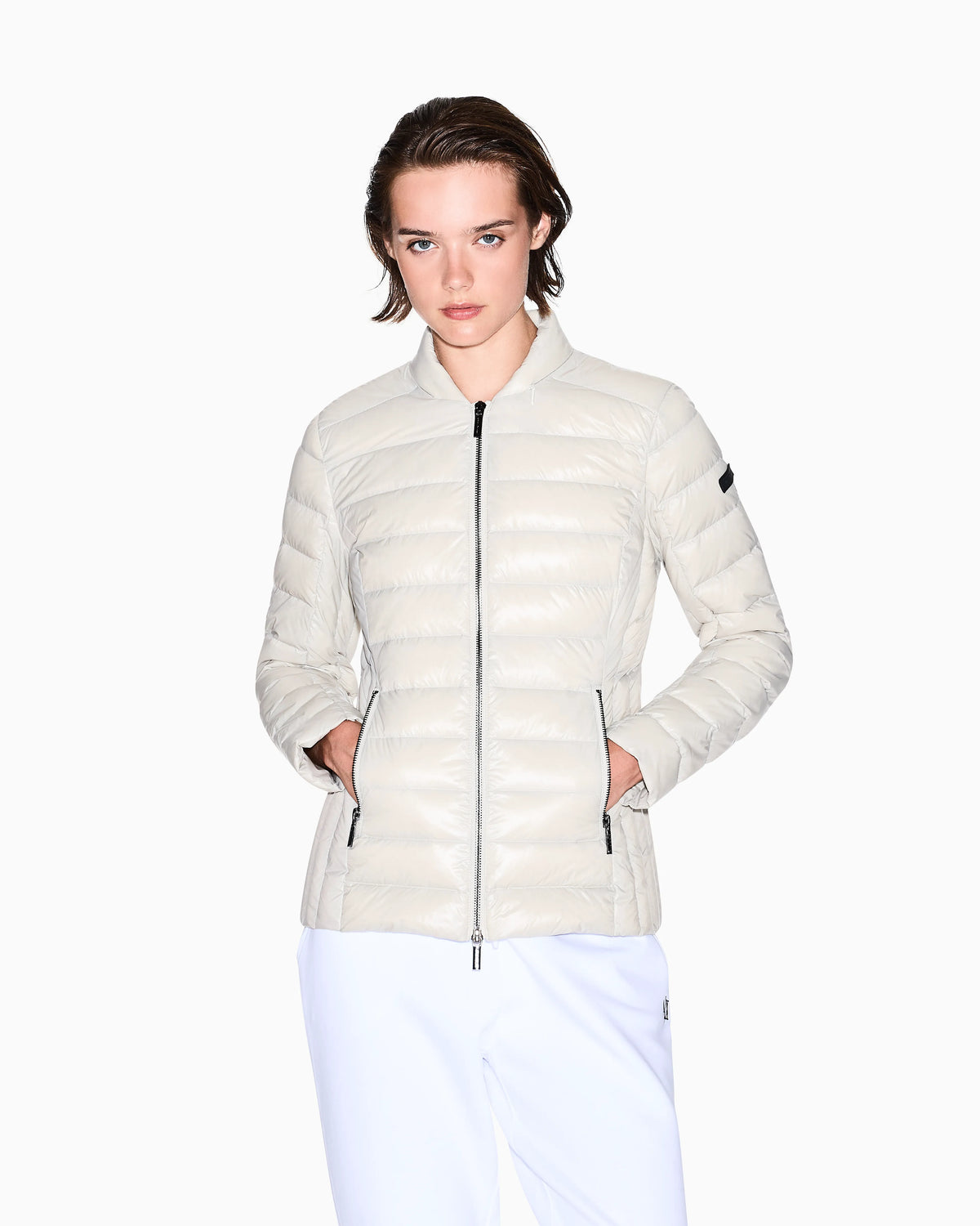 Down jacket slim fit in lightweight nylon