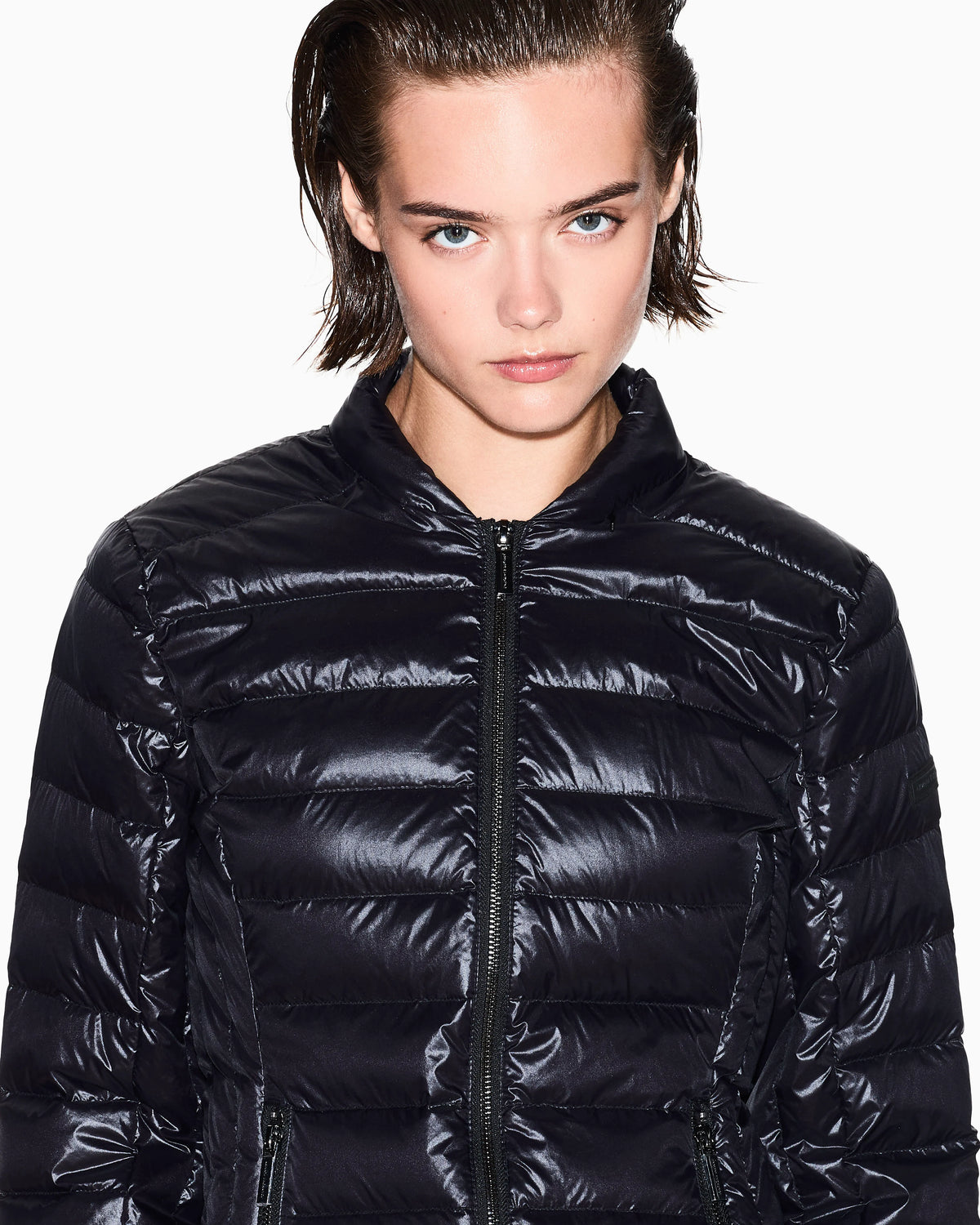 Down jacket slim fit in lightweight nylon