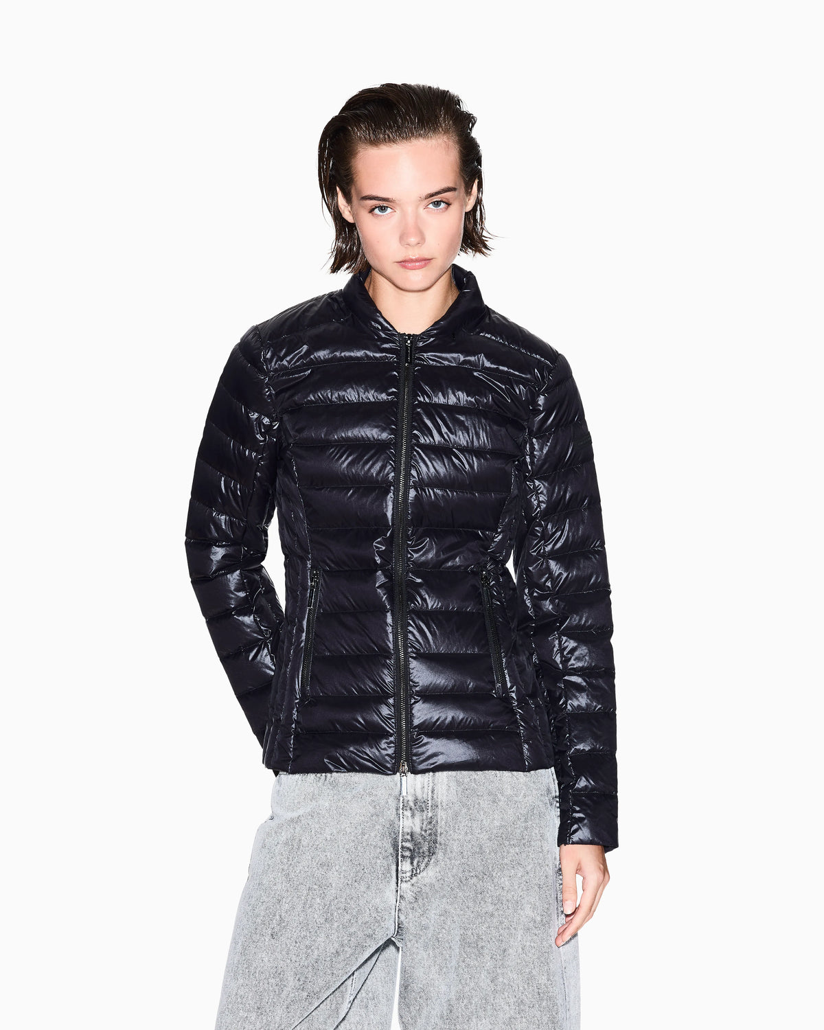 Down jacket slim fit in lightweight nylon