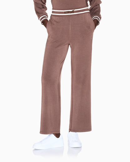 Jogger pants with contrasting trims