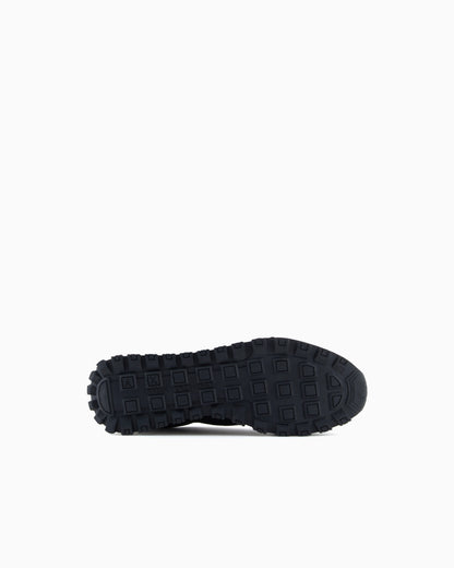 Sneakers in mesh and microsuede