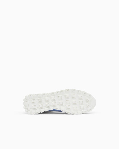Sneakers in mesh and microsuede
