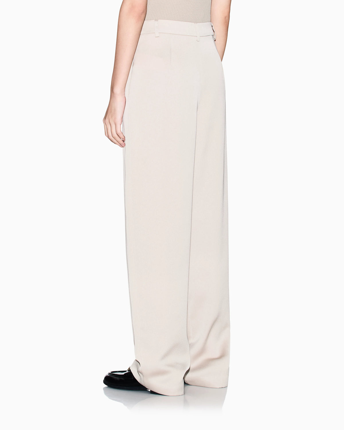 Classic Trousers in Recycled Crêpe Satin
