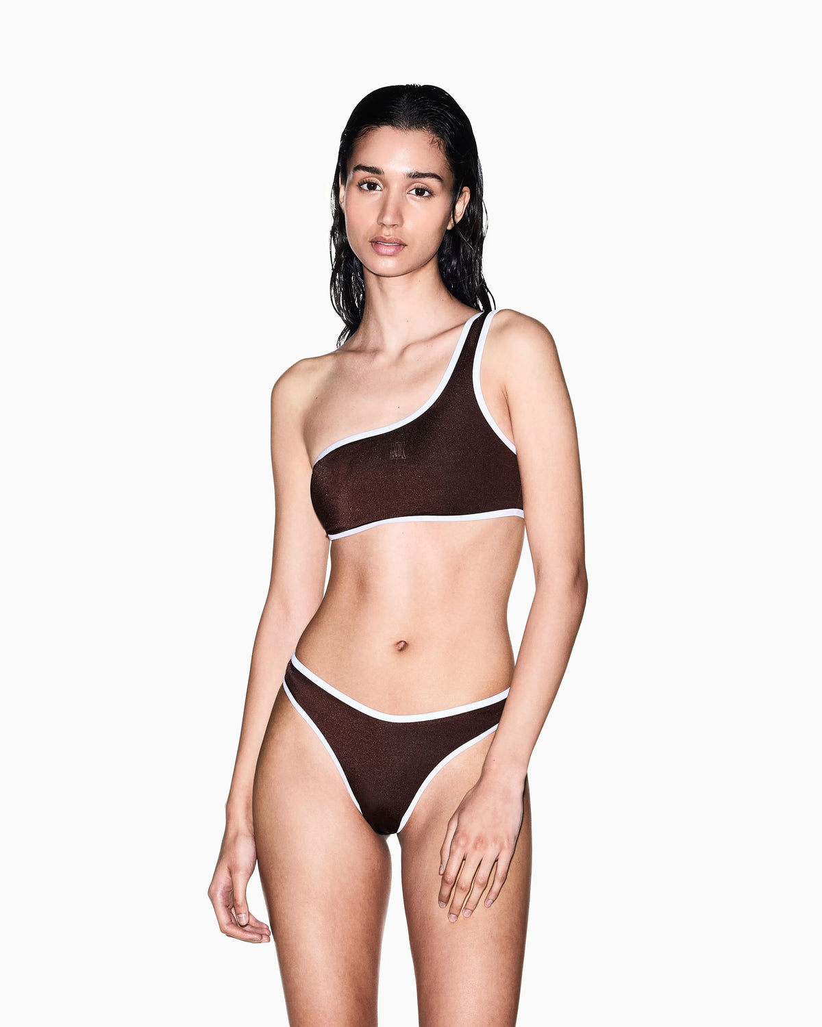 Low-Rise Bikini Bottoms in Stretch Recycled Nylon