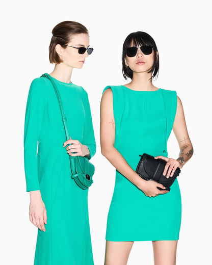 slim fit dress in recycled twill with rib details