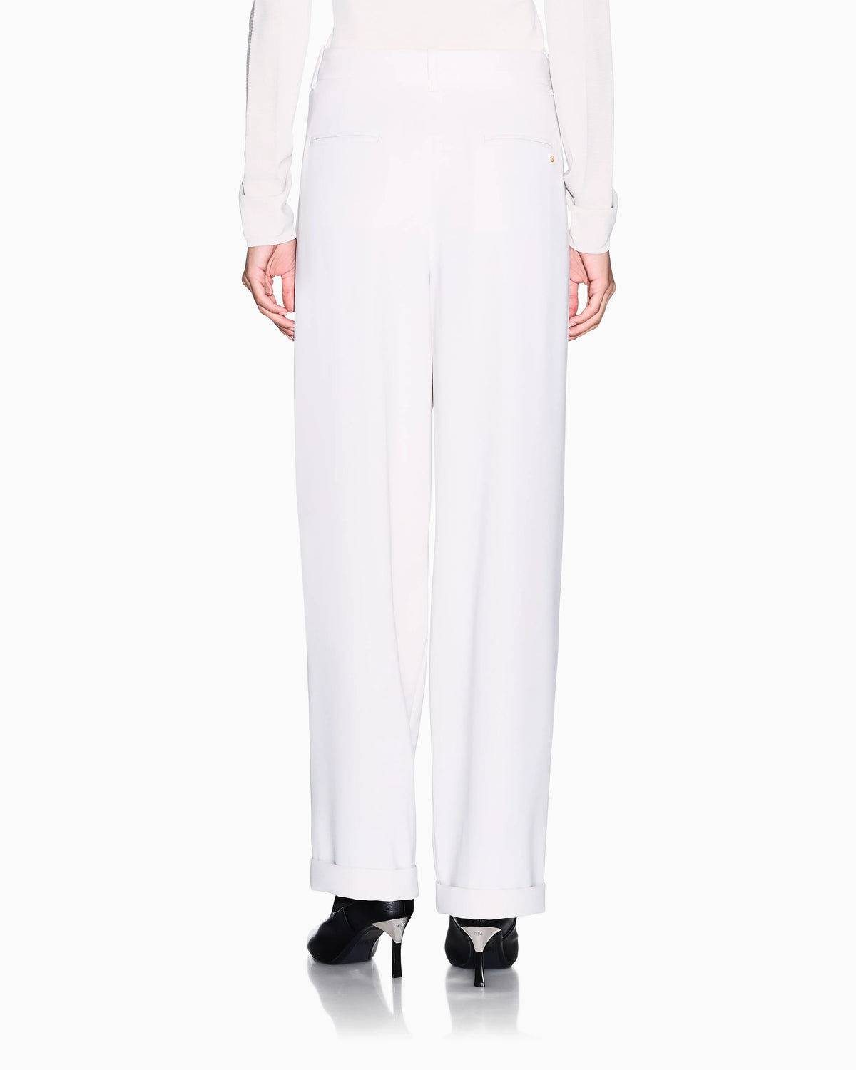 oversized Trouser in recycled crepe with belt