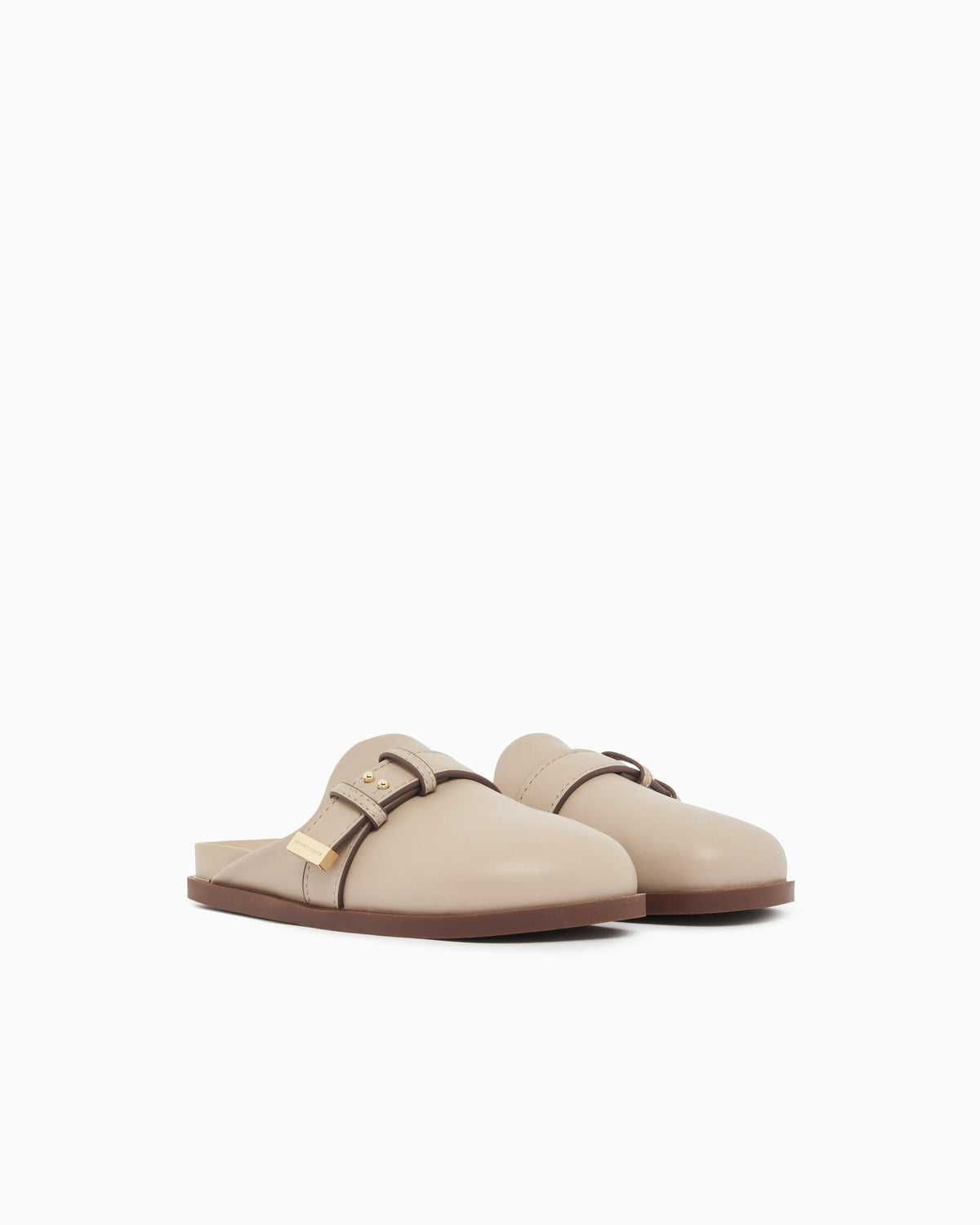 Sabot with buckle and gold detail