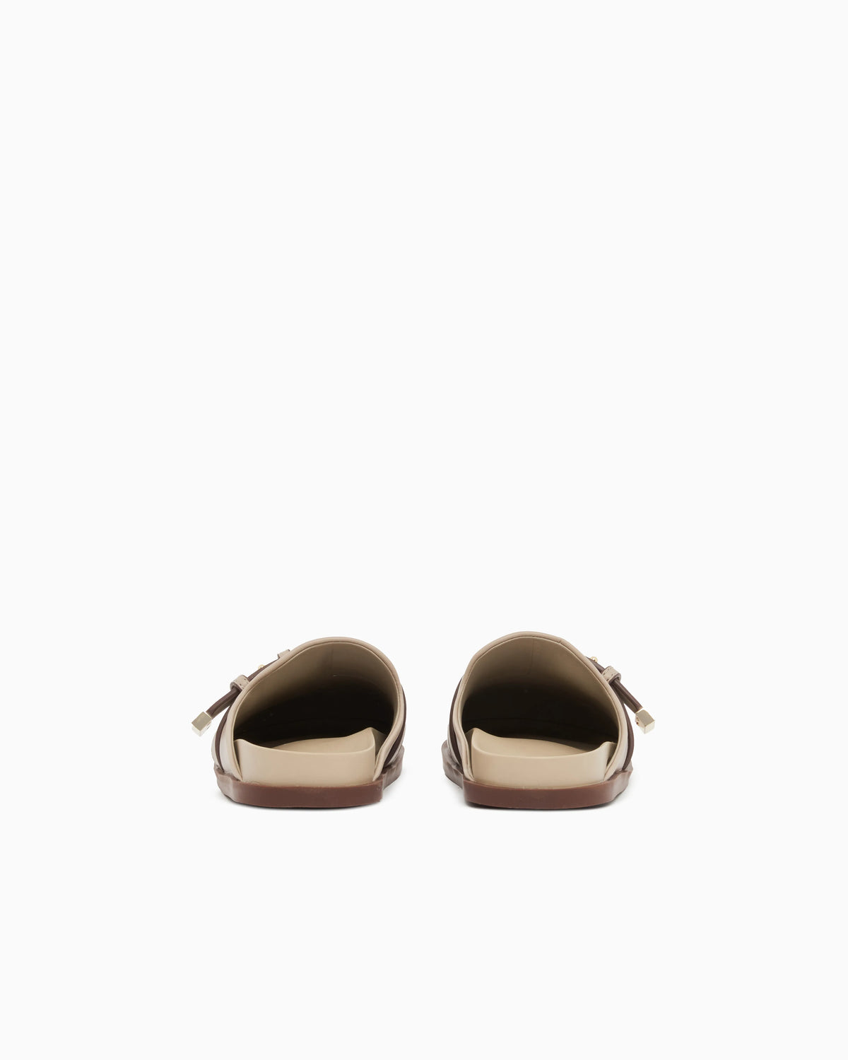 Sabot with buckle and gold detail