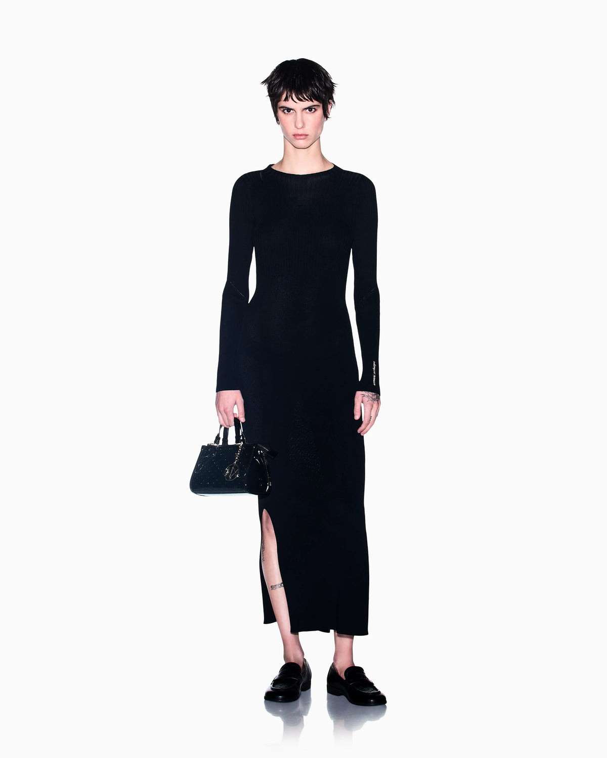 slim fit dress knitted in recycled viscose
