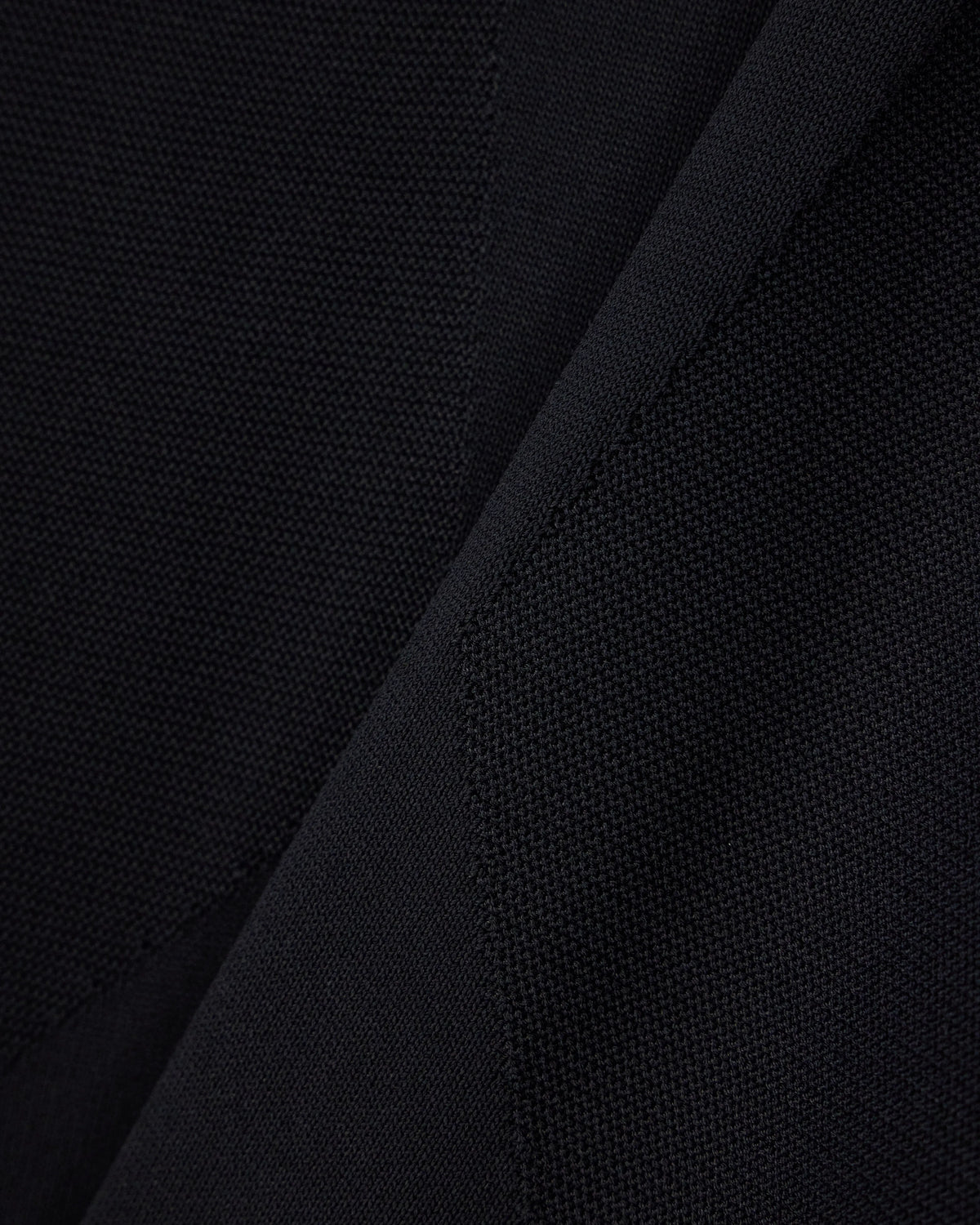 slim fit dress in knitted recycled viscose