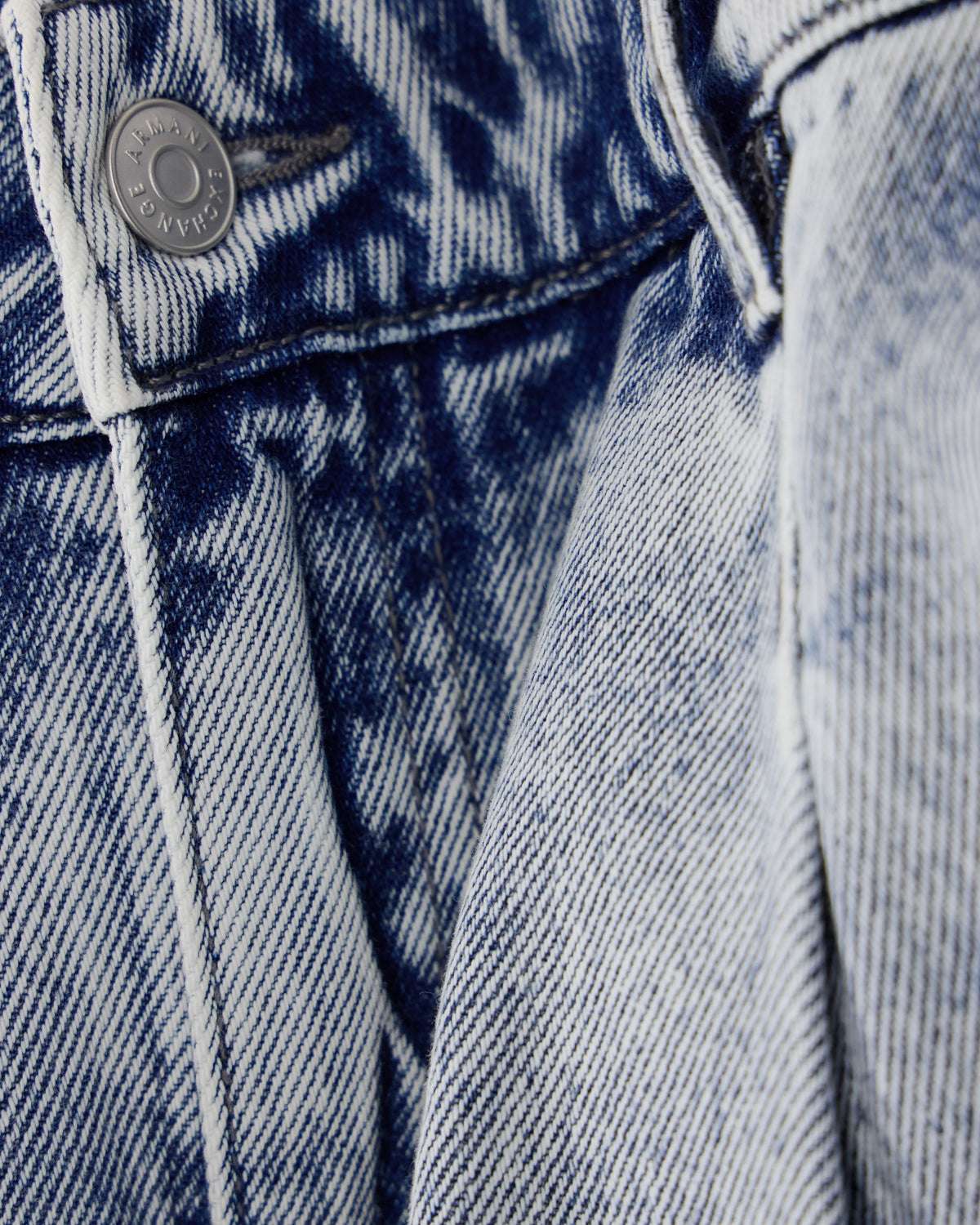 High-waisted wide-leg cotton denim jeans with welt pockets