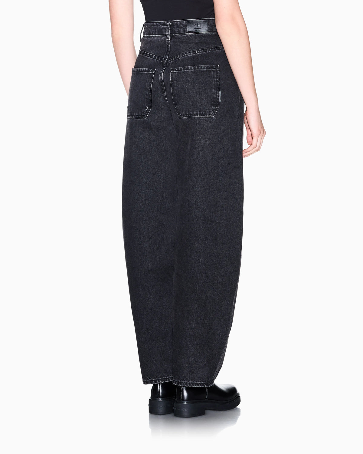 oversized fit 5 pockets denim pant in rigid cotton