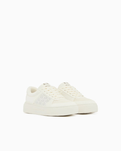 Lace-up low-top sneakers in textured mesh with a thick sole