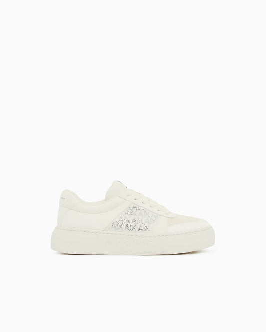 Lace-up low-top sneakers in textured mesh with a thick sole