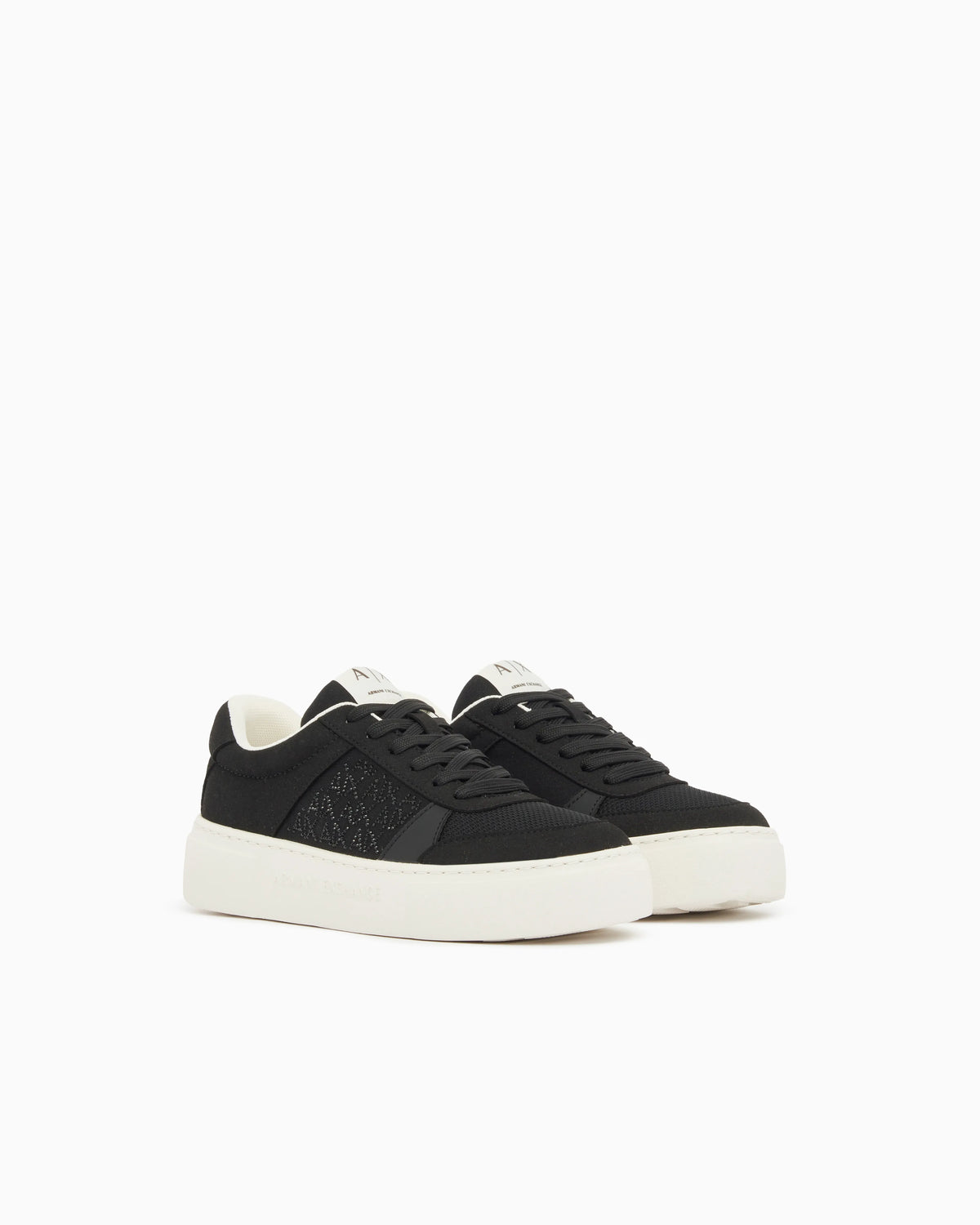Lace-up low-top sneakers in textured mesh with a thick sole