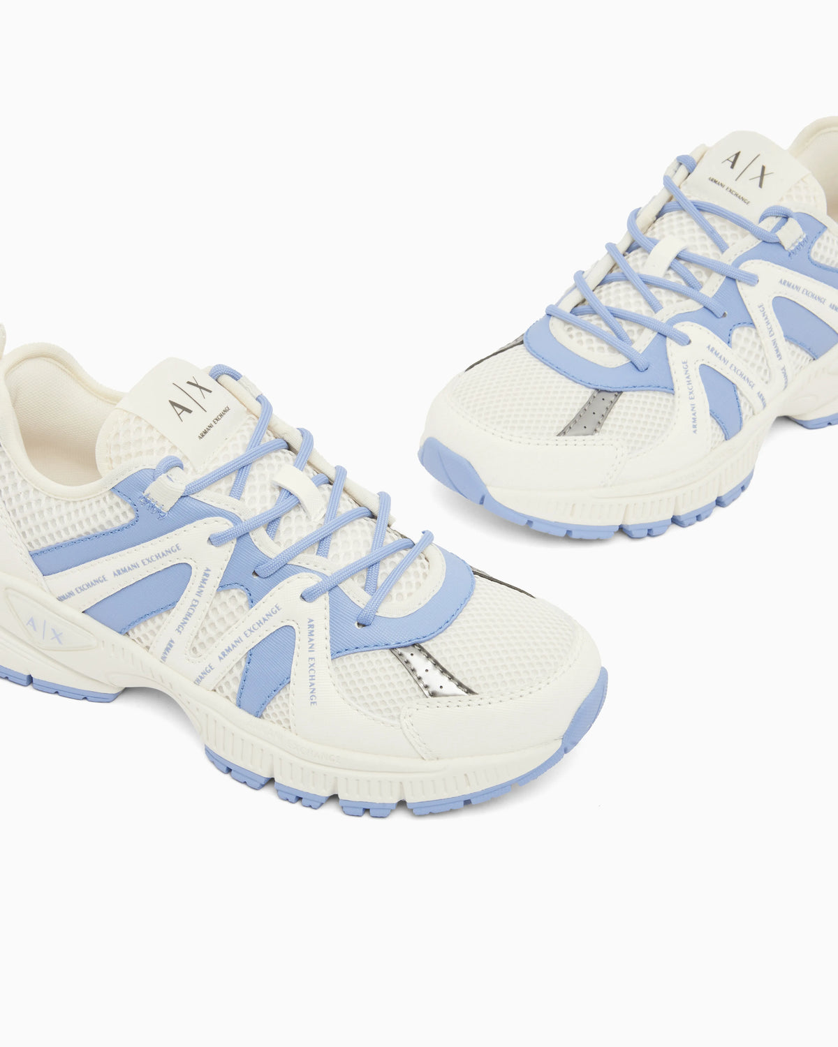Sneakers with mesh inserts