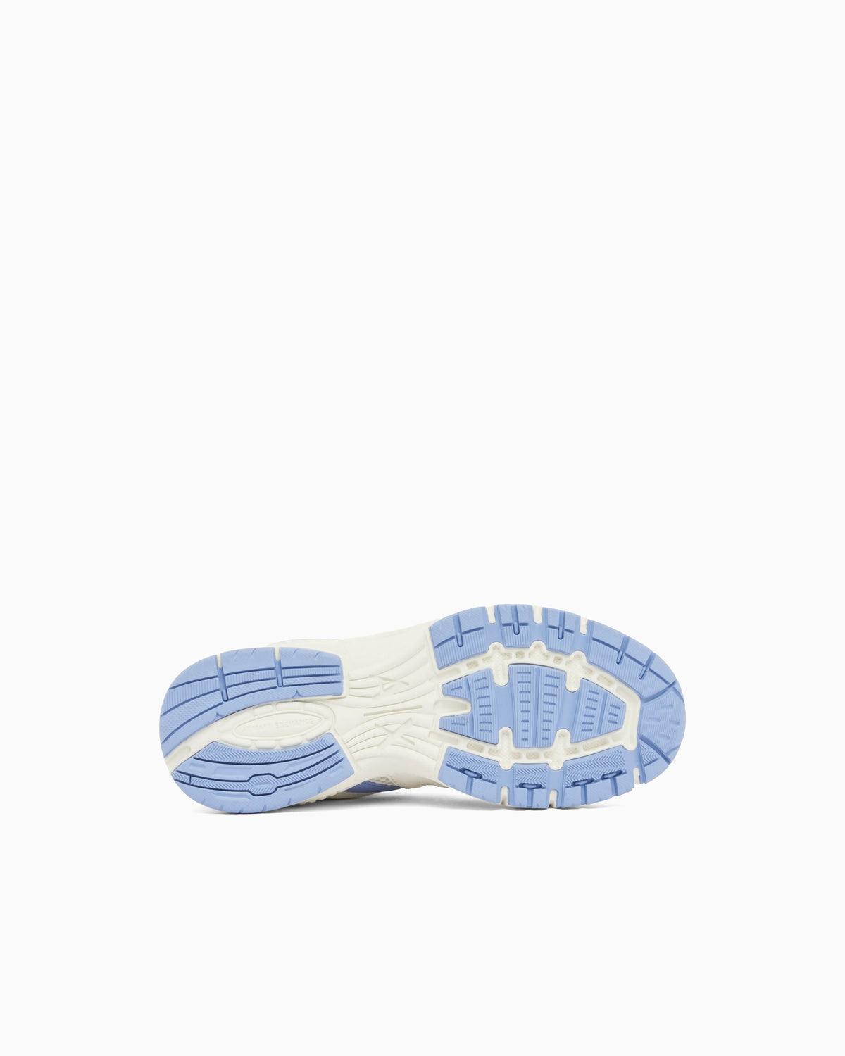 Sneakers with mesh inserts