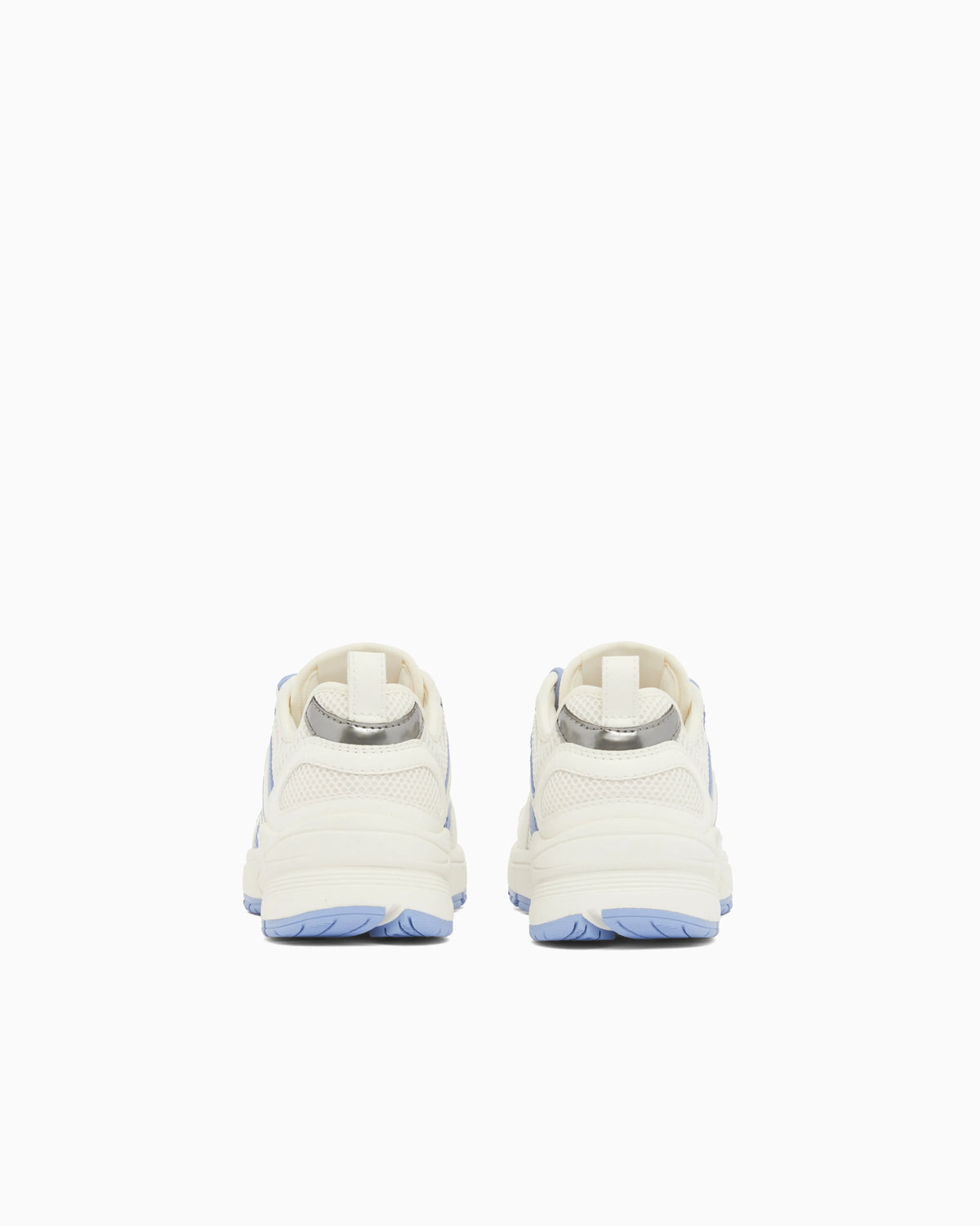 Sneakers with mesh inserts