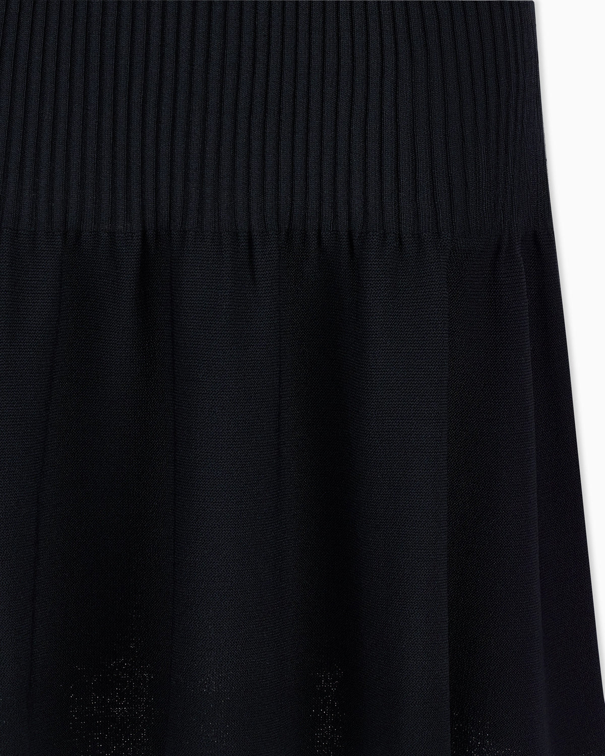 slim fit dress in knitted recycled viscose
