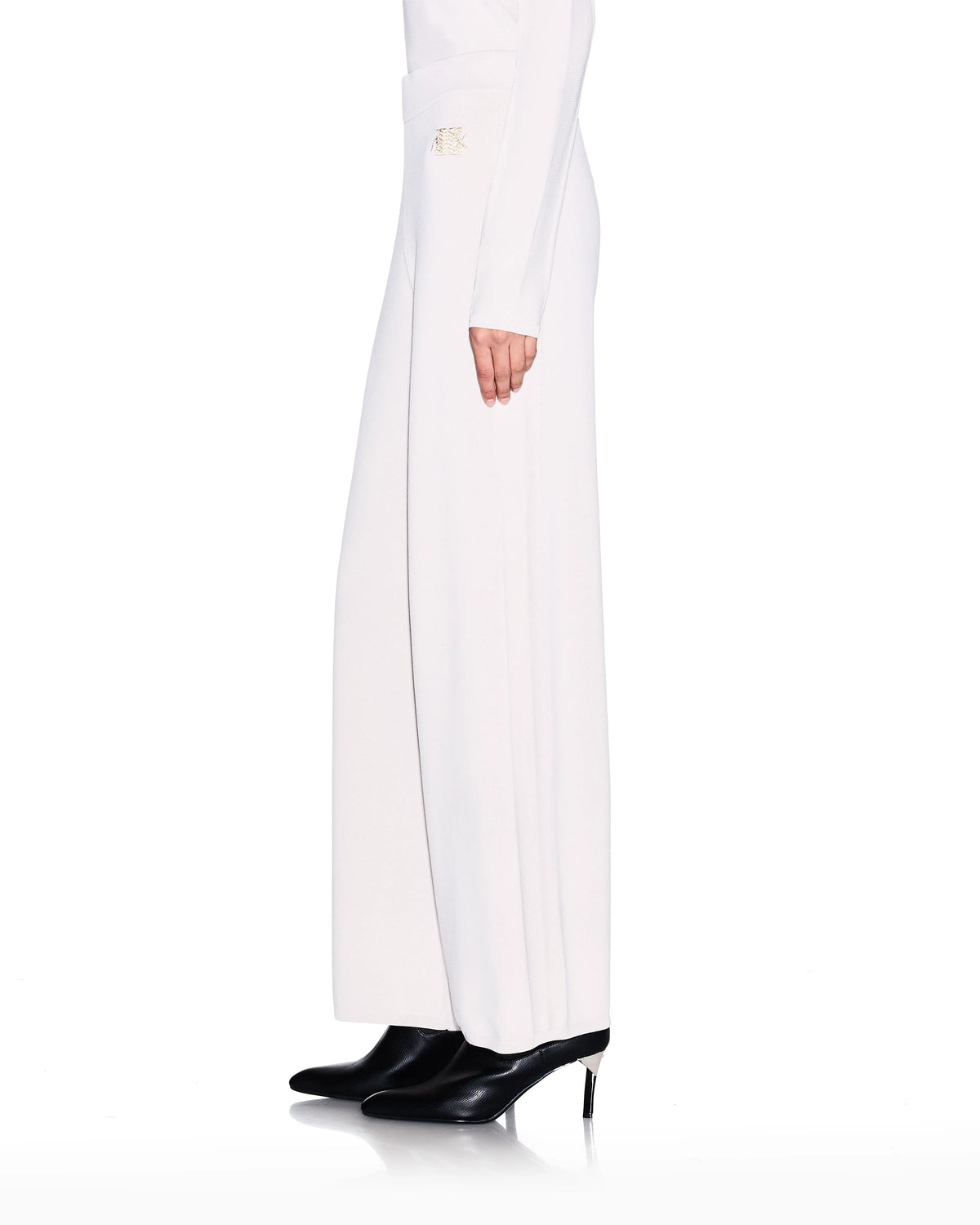 regular fit trousers knitted recycled viscose