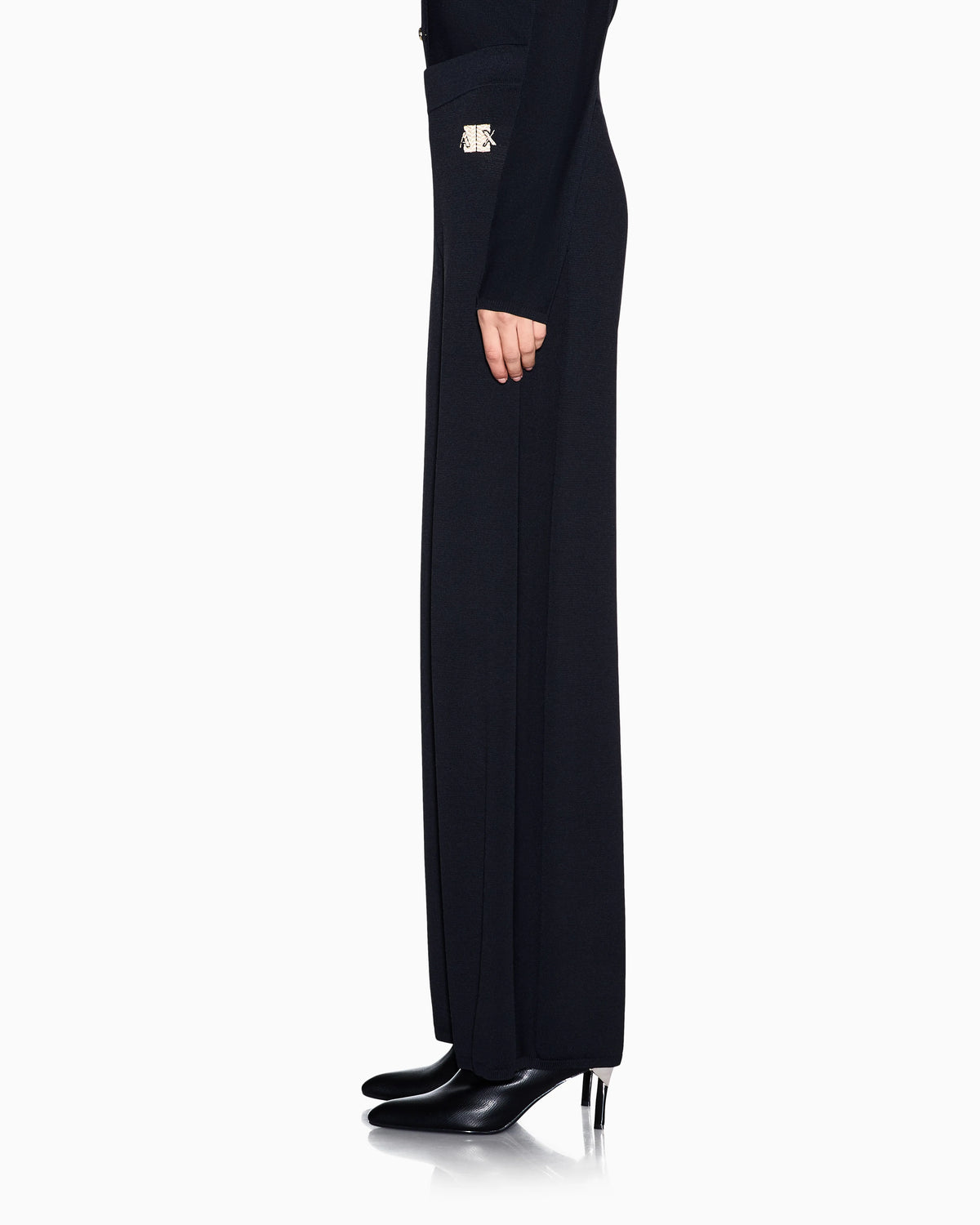 regular fit trousers knitted recycled viscose