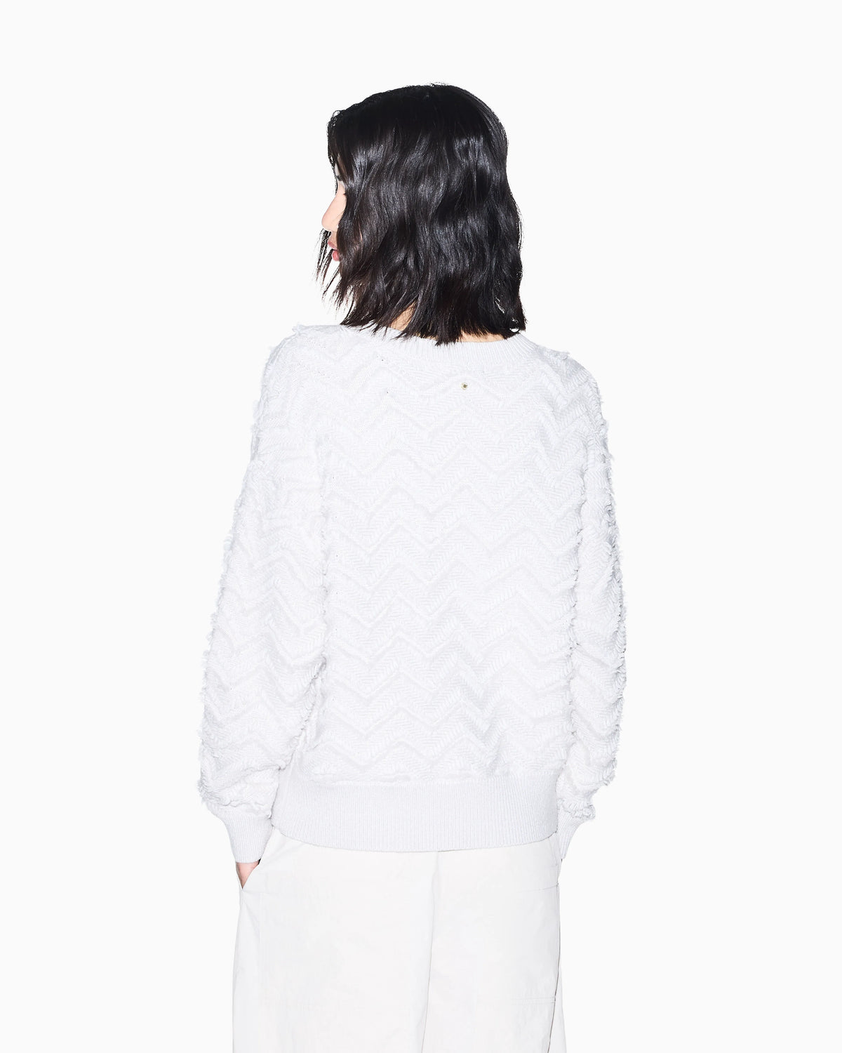 regular fit pullover in viscose and wool blend