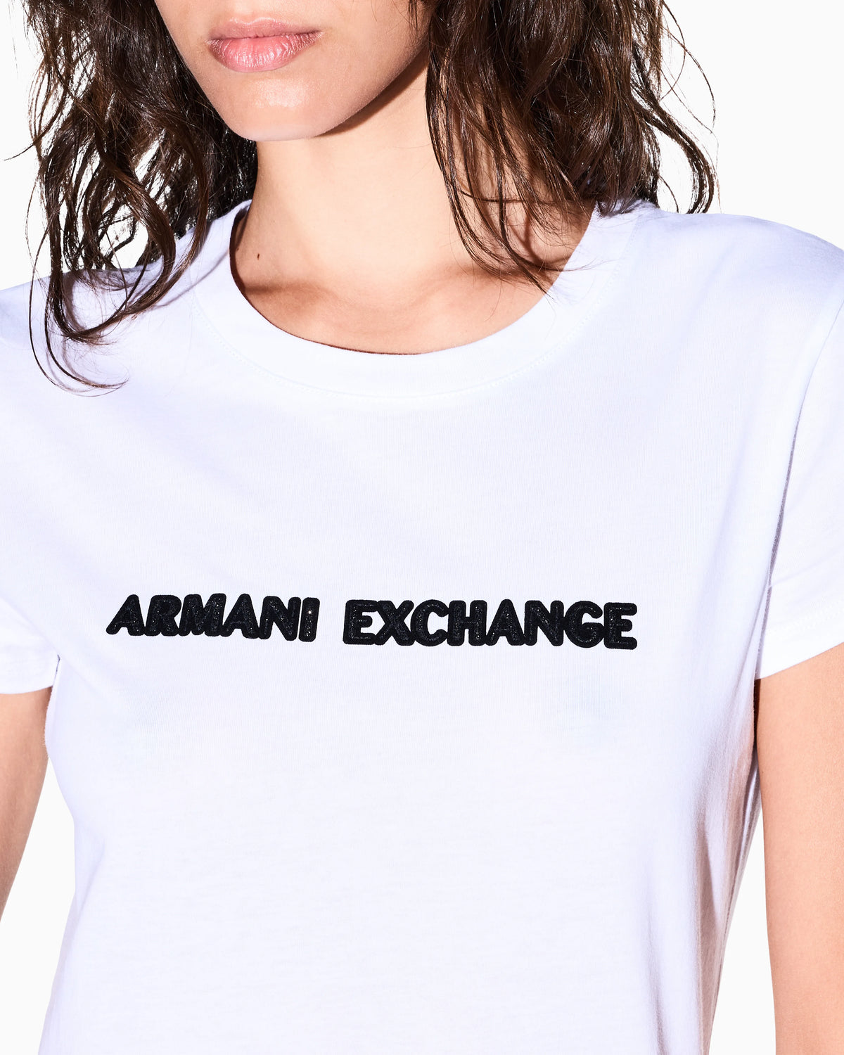 Slim-fit crew neck t-shirt in cotton jersey with chest logo