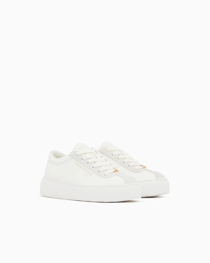 Low cut Sneakers with suede and tumbled finish