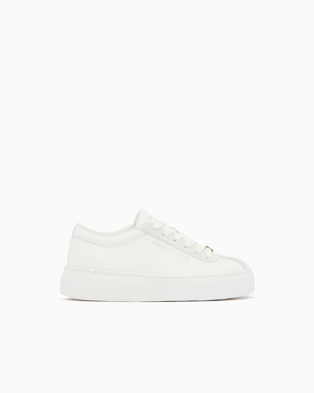 Low cut Sneakers with suede and tumbled finish
