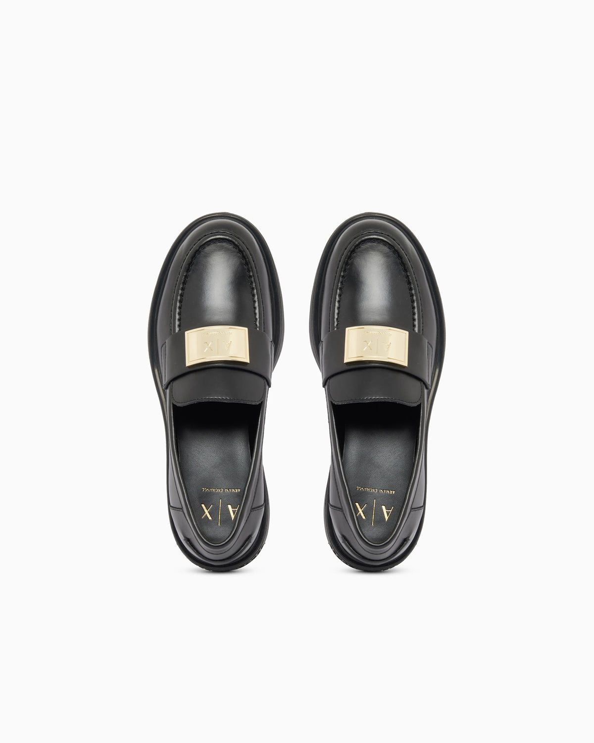 Loafer in split leather with a rubber sole