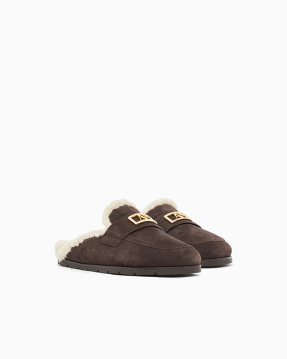 Suede clogs with teddy details