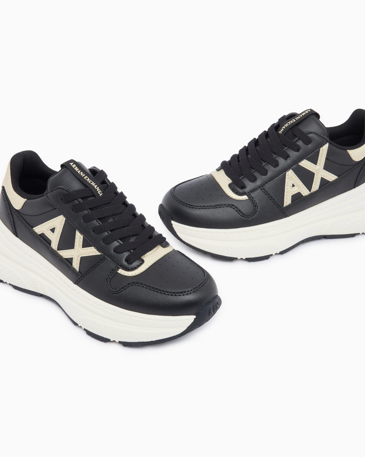 Sneakers with metallic details and rubber sole