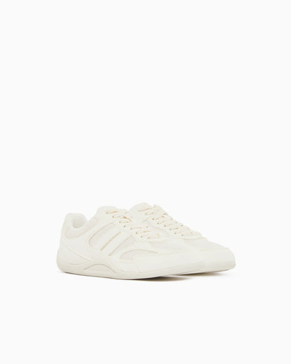 Sneakers in microsuede and mesh
