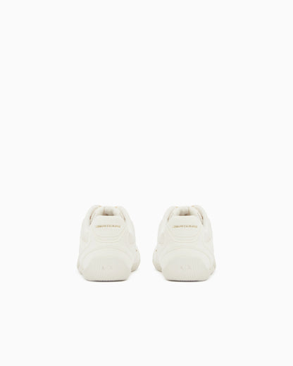 Sneakers in microsuede and mesh
