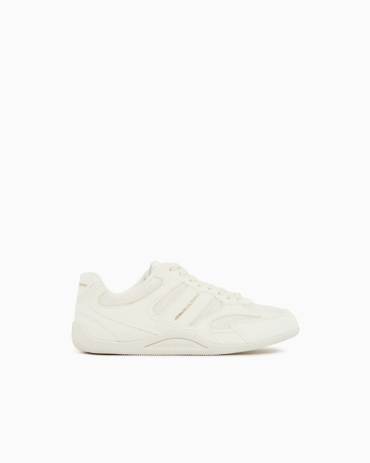 Sneakers in microsuede and mesh
