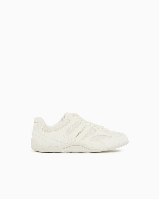Sneakers in microsuede and mesh