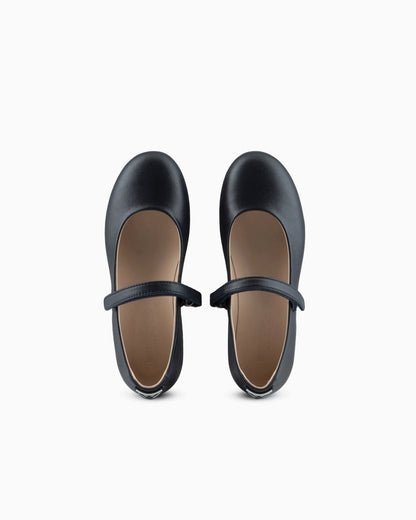 Leather ballerinas with strap