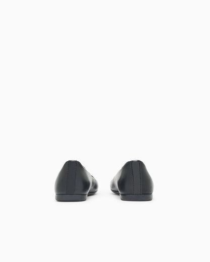 Nappa-leather ballerinas with patent leather toe