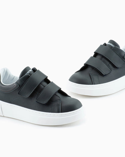 Leather sneakers